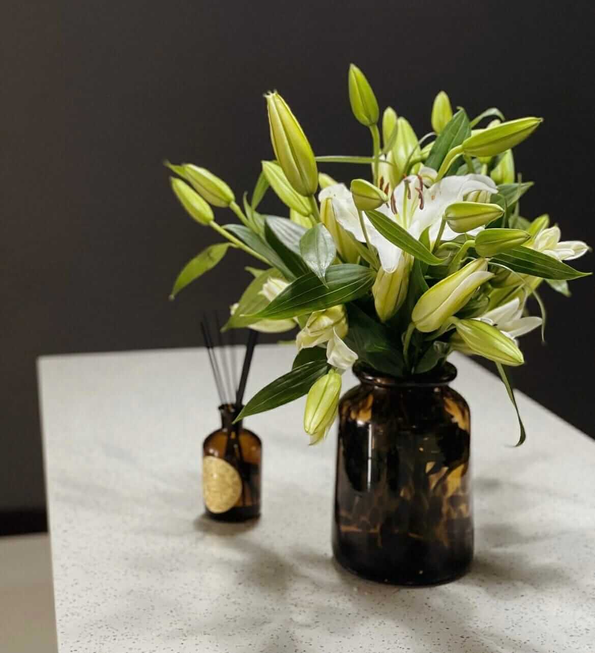 Casablanca lilies (10 stems delivered as a bouquet)